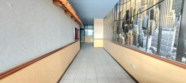 Local en Coloma photo 2