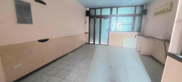Local en Coloma photo 3
