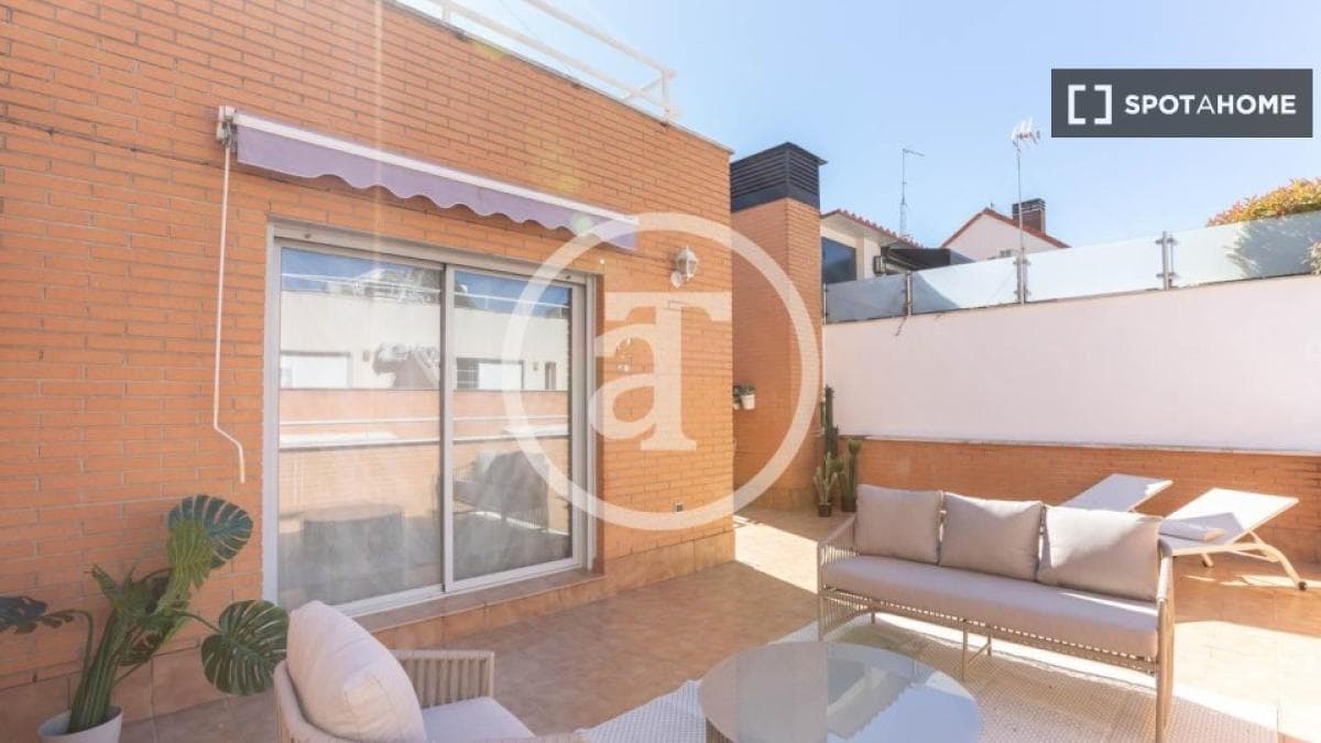 Apartment rental in C. DE ANDRÉS OBISPO 3ºA , Madrid photo 3