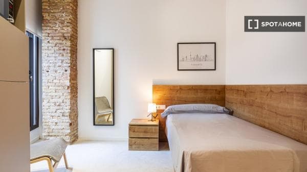 Estudio en Coliving en València thumbnail 2