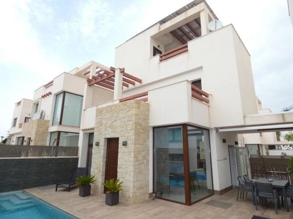 Chalet independiente en venta en Ciudad Quesada, Ciudad Quesada photo 1