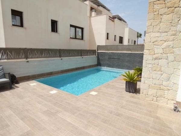 Chalet independiente en venta en Ciudad Quesada, Ciudad Quesada thumbnail 2