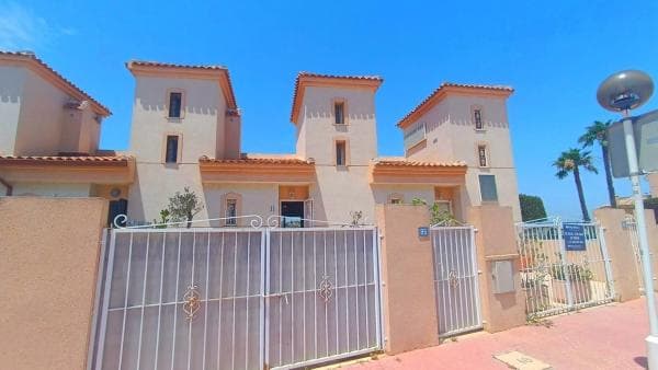 Chalet independiente en venta en Ciudad Quesada, Ciudad Quesada thumbnail 2