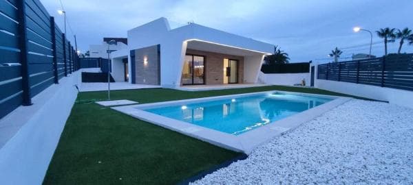 Casa independiente thumbnail 1