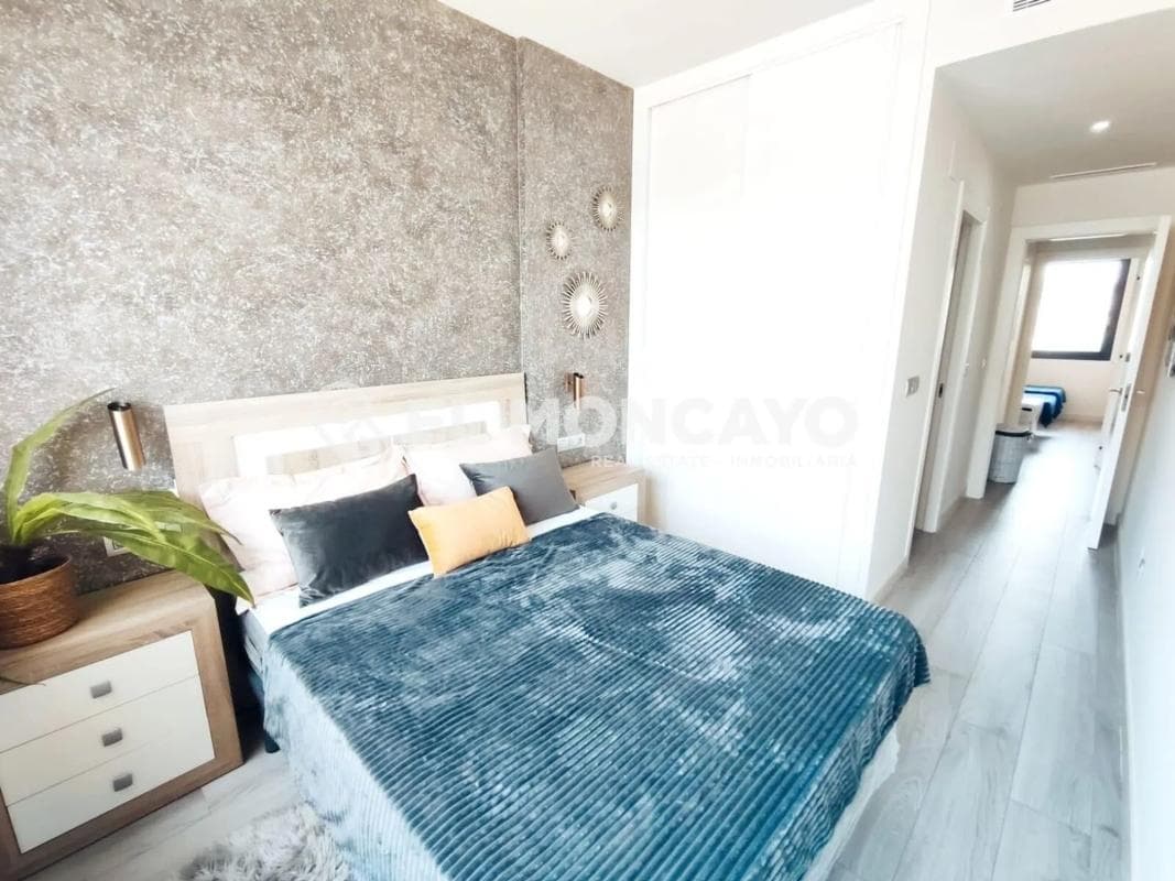 Venta de piso en Avenida del Puerto, Guardamar del Segura
photo 5