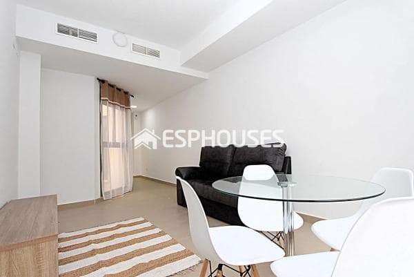 Piso en venta en Guardamar Playa, Guardamar del Segura photo 1