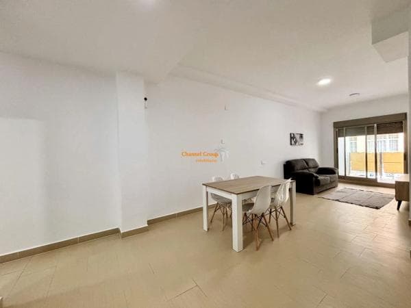 Piso en venta en Guardamar Playa, Guardamar del Segura photo 1