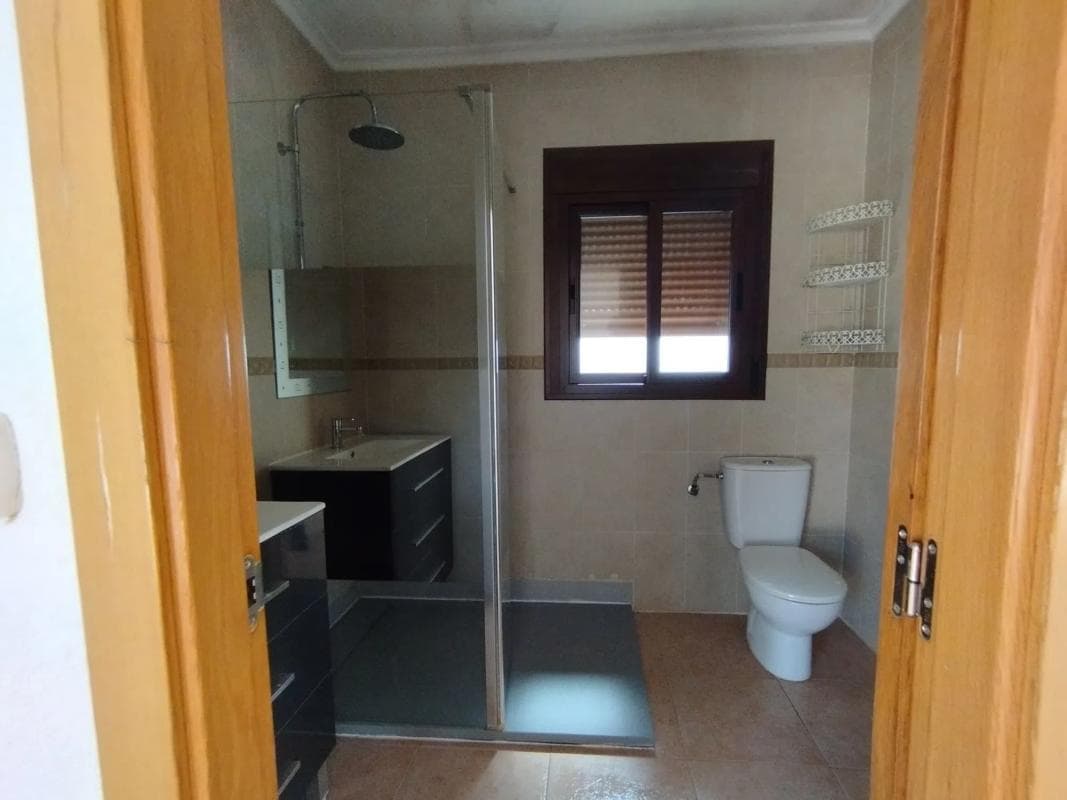Propiedades en venta y alquiler en España photo 2