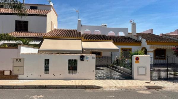 Chalet pareado photo 2