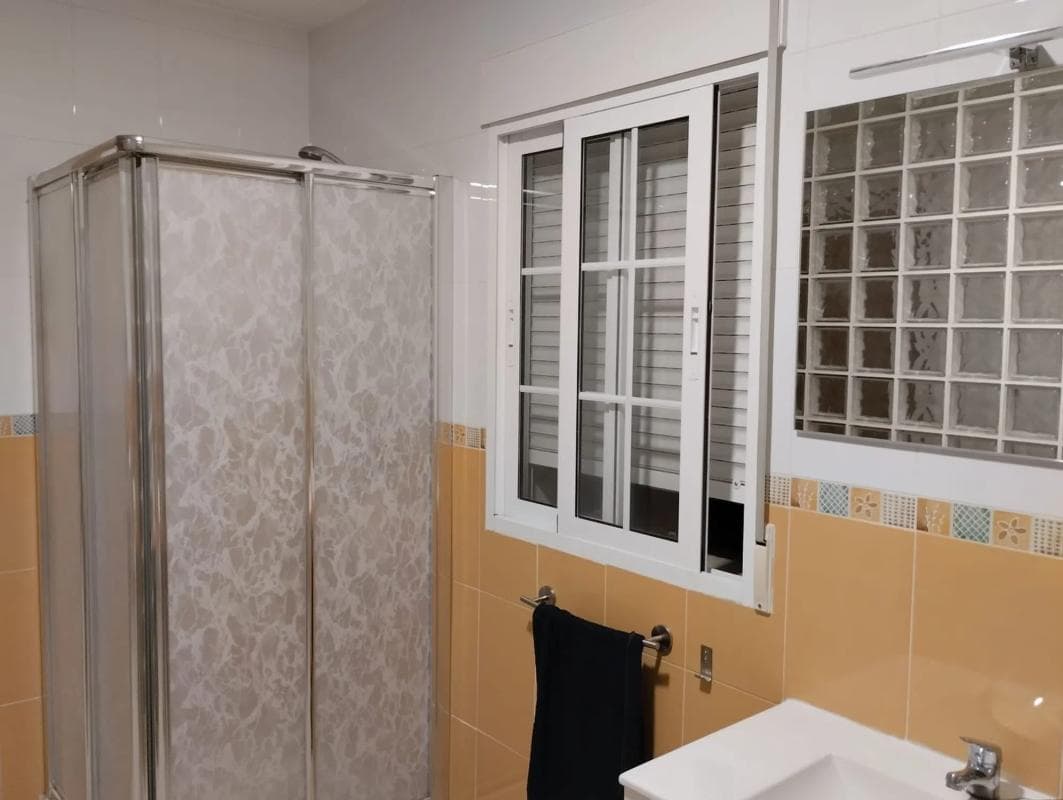 Propiedades en venta y alquiler en España photo 2