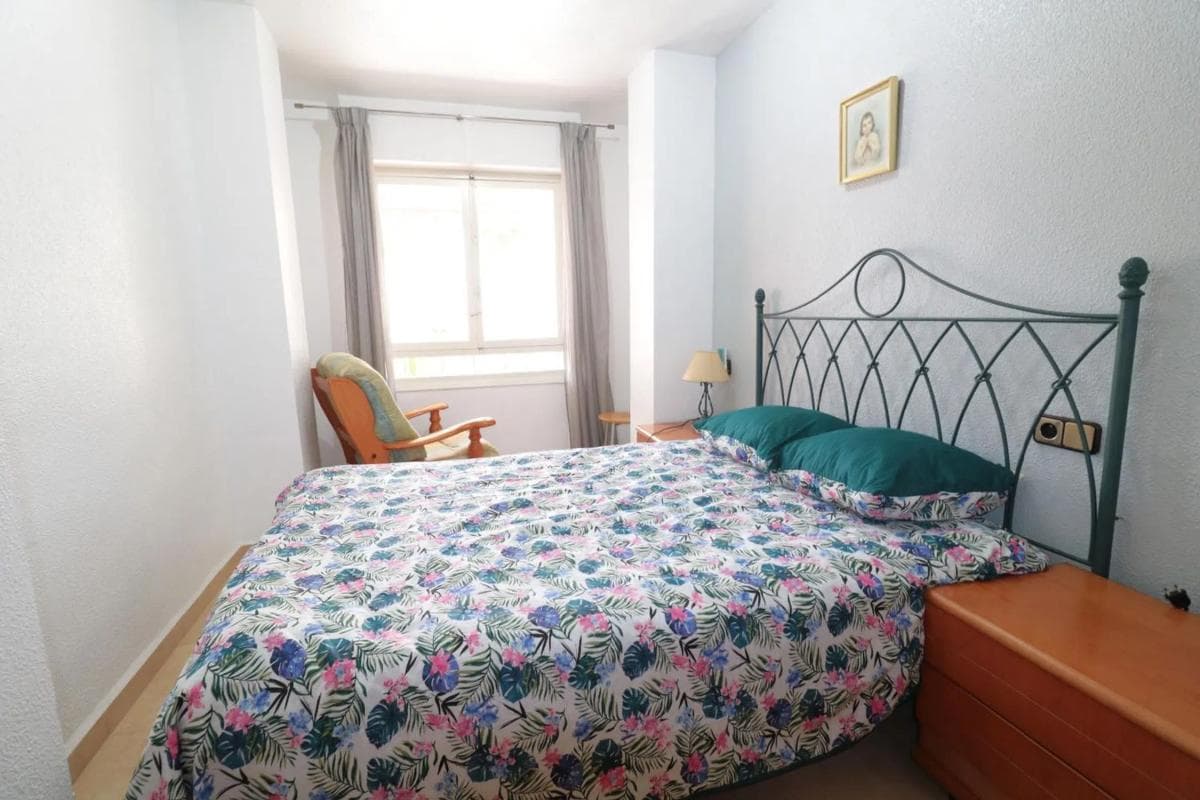 Sale of apartment in Avenida Desiderio Rodríguez, Torrevieja
photo 3
