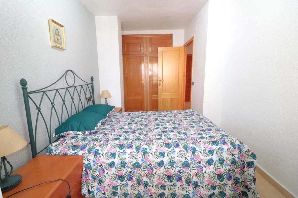 Sale of apartment in Avenida Desiderio Rodríguez, Torrevieja
photo 5