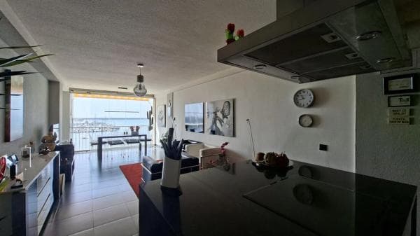 Piso en venta en Calle Guardamar, Torrevieja thumbnail 1