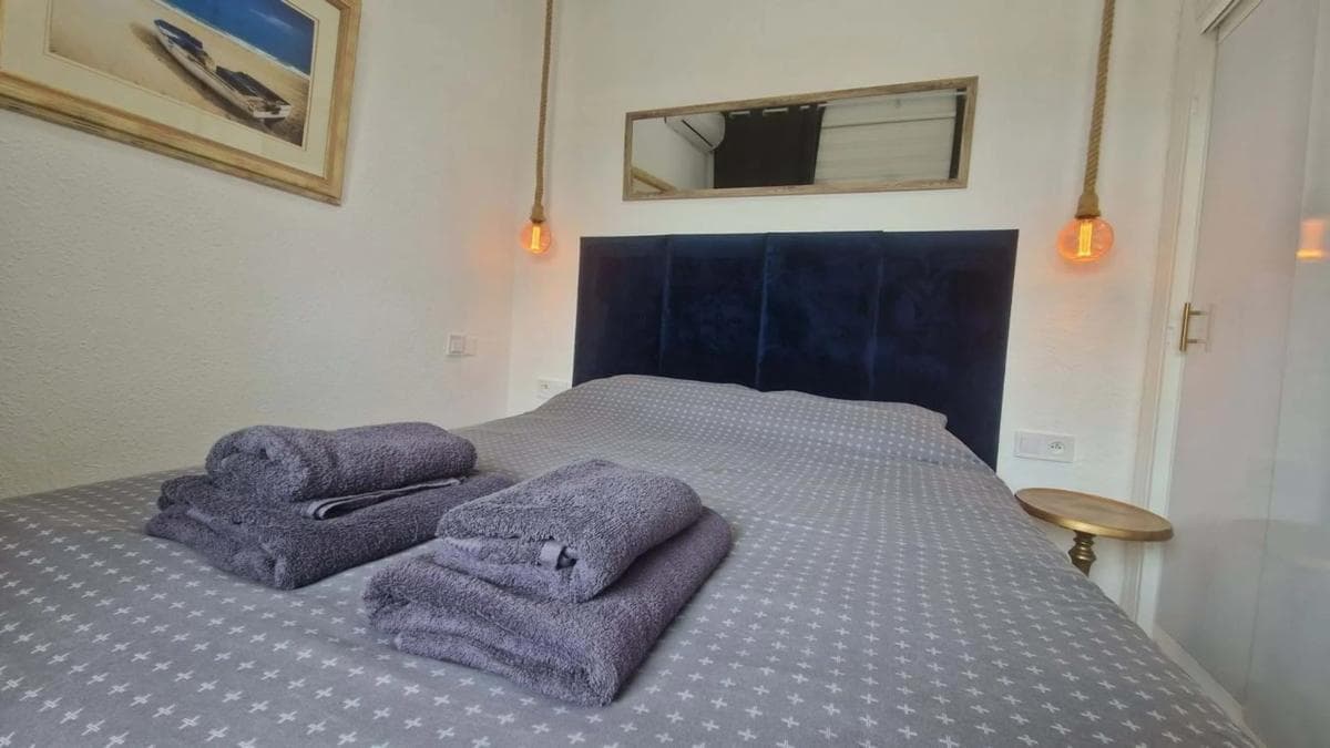 Sale of apartment in Barrio Los Europeos, Torrevieja
photo 2