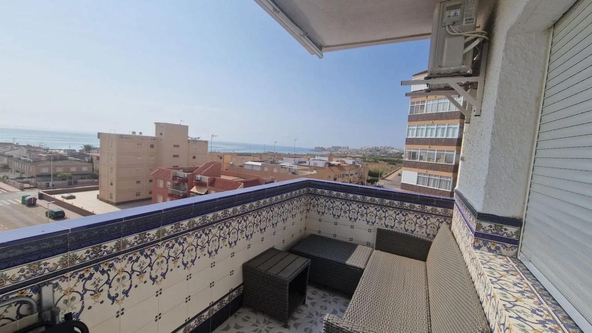 Sale of apartment in Barrio Los Europeos, Torrevieja
photo 5