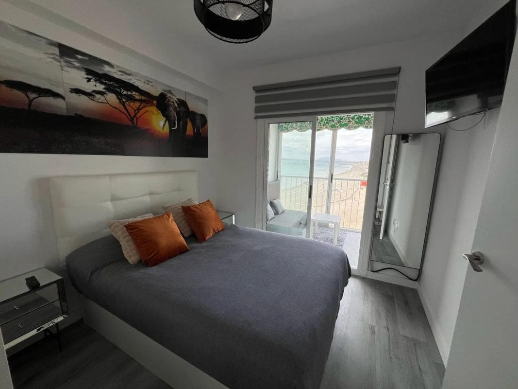 Venta de piso en Avenida Vicente Blasco Ibañez, 29, Santa Pola
photo 2