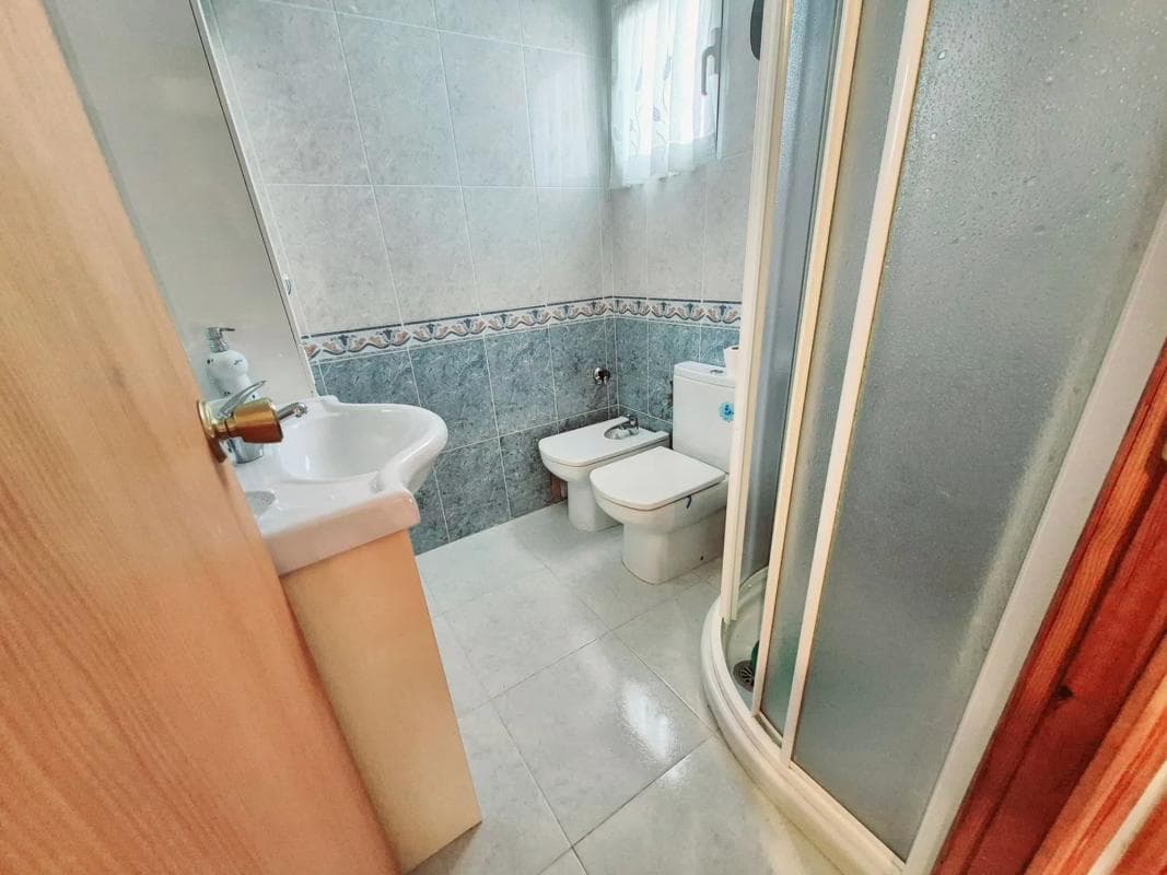 Propiedades en venta y alquiler en España photo 2