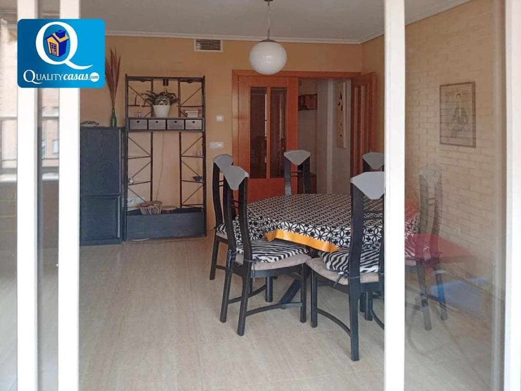 Venta de piso en Barrio Babel, Alicante / Alacant
photo 2