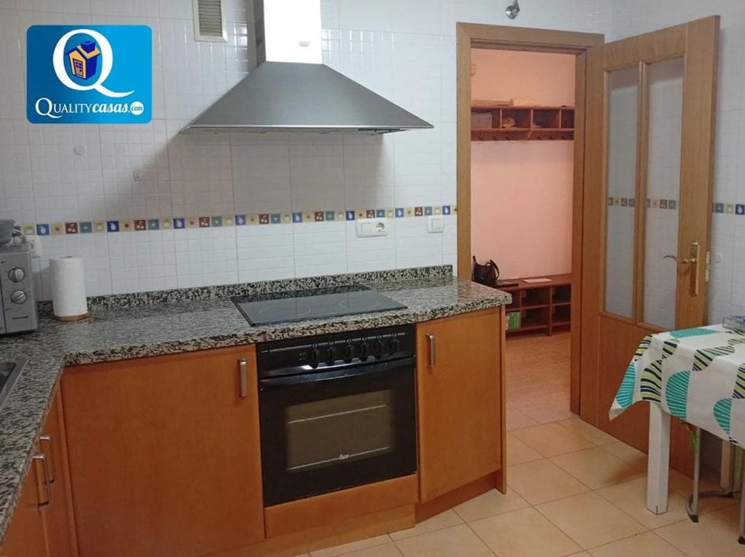 Venta de piso en Barrio Babel, Alicante / Alacant
photo 5