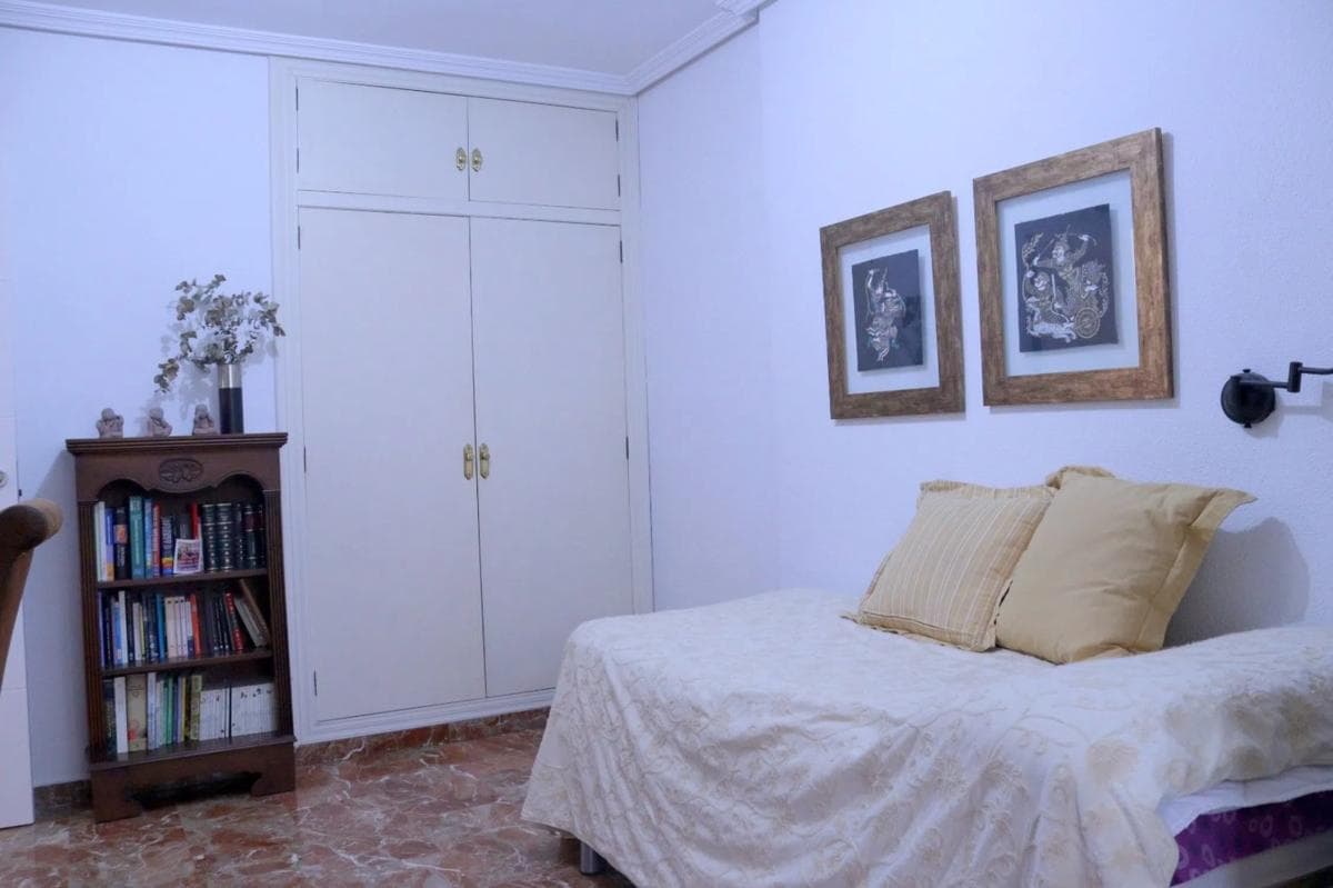 Propiedades en venta y alquiler en España photo 2
