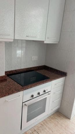 Piso en venta en Calle del Pintor Zuloaga, Alicante / Alacant thumbnail 2
