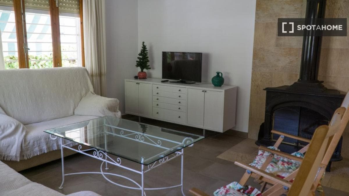 Propiedades en venta y alquiler en España photo 3