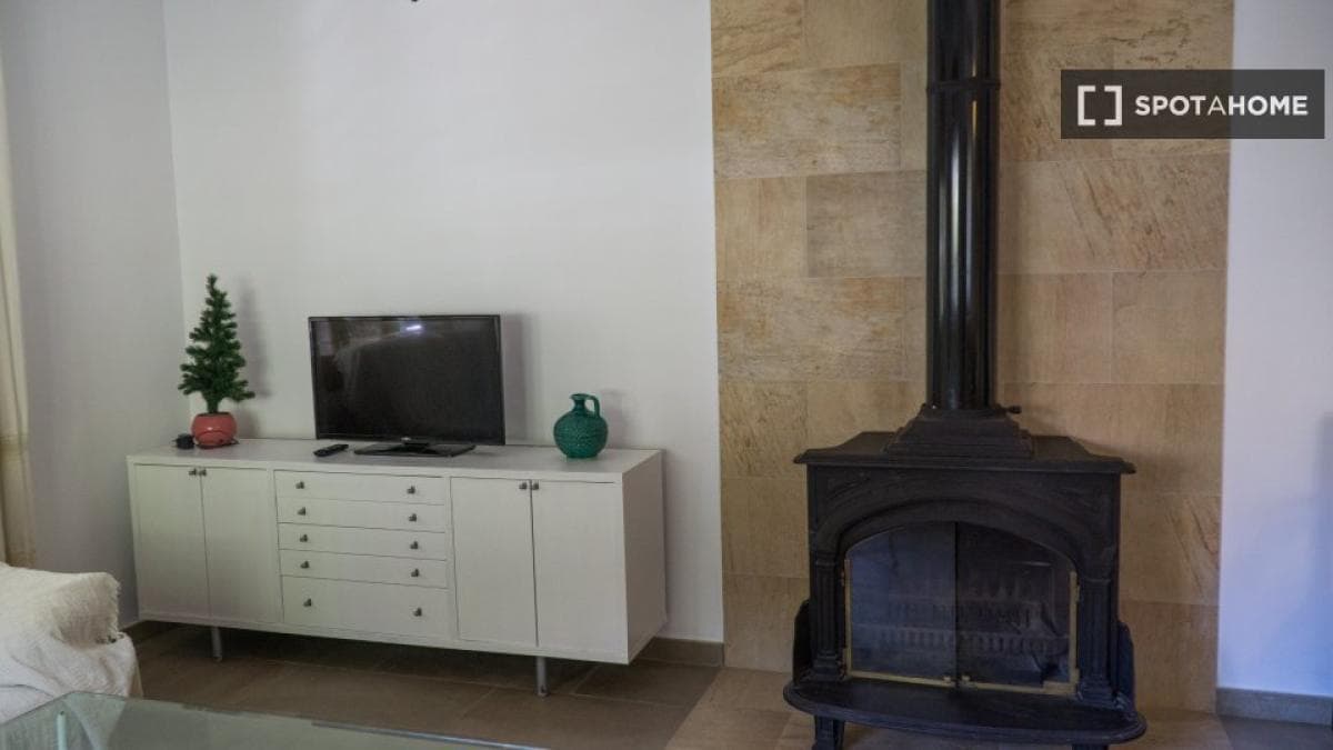 Propiedades en venta y alquiler en España photo 5
