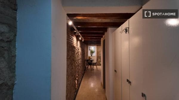 Estudio en alquiler en Carrer del Consell de Cent, Barcelona photo 1