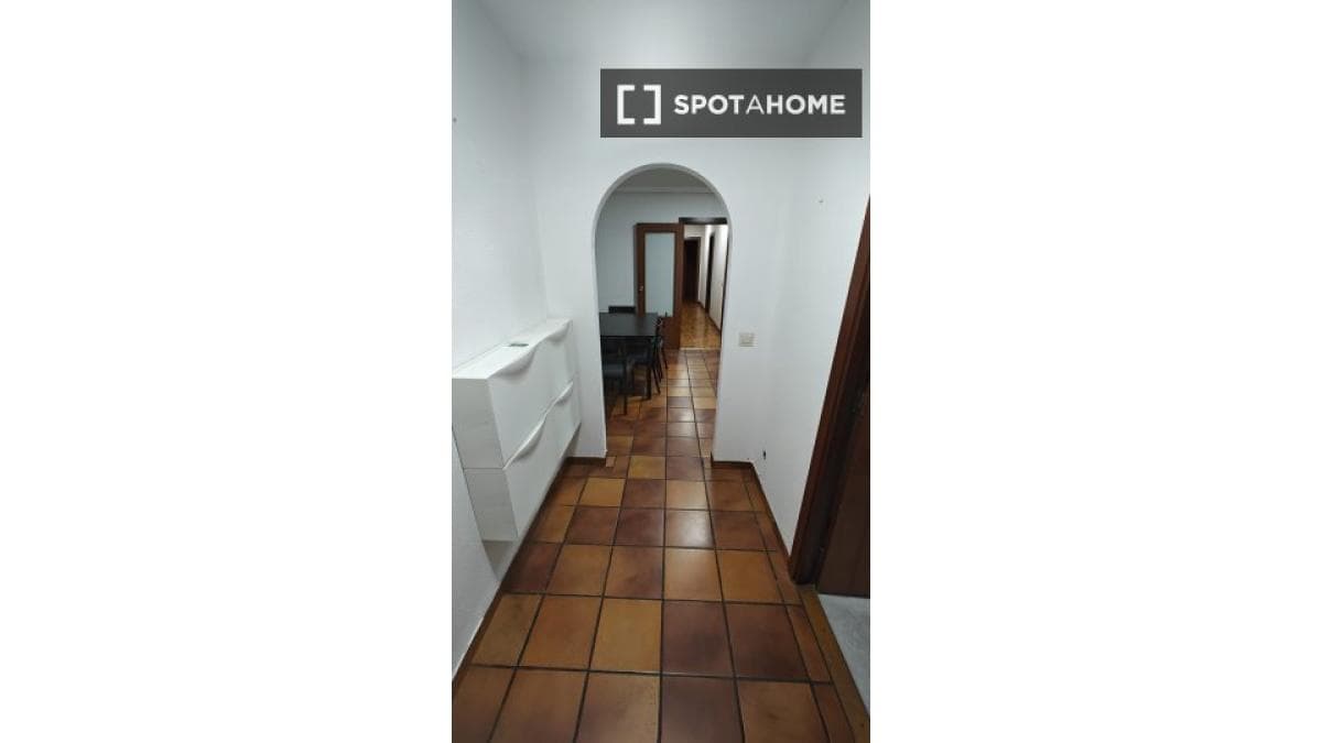 Propiedades en venta y alquiler en España photo 2
