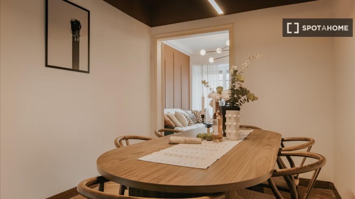 Properties for sale and rent in Spain photo 5