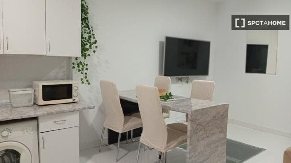 Apartment for rent in C. de los Cabestreros , Madrid photo 1