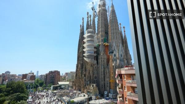 Piso en alquiler en Carrer de la Marina 5A , Barcelona photo 1