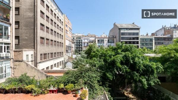 Piso en alquiler en Carrer de Mallorca Ppal 1ª B , Barcelona thumbnail 1