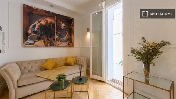 Apartment for rent in Calle del Gral. Pardiñas , Madrid photo 1