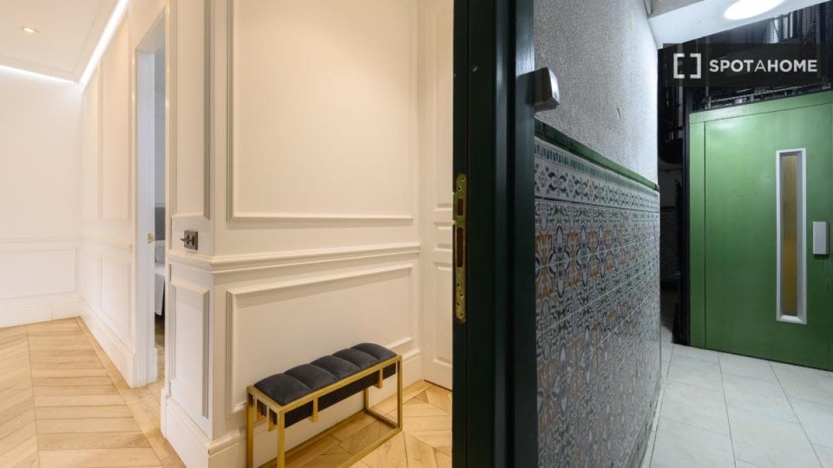 Properties for sale and rent in Spain photo 5