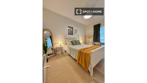 Apartment for rent in C. de Alejandro Dumas , Madrid photo 1