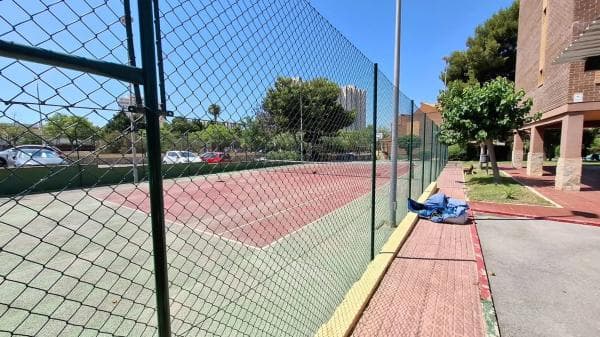 Piso en venta en Calle Trident, Alicante / Alacant
photo 1