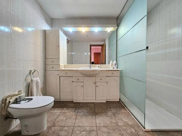 Piso en venta en CL BONO GUARNER, 8, Alicante / Alacant
thumbnail 1