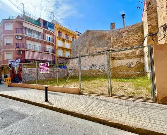 Terreno en calle de la Mare de Déu de l'Assumpció thumbnail 1