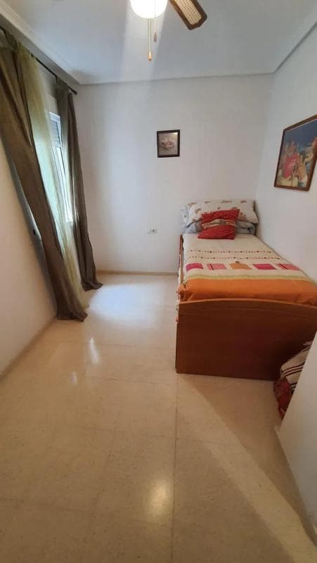 Venta de piso en PZ LIBERTAD DE LA, Almoradí
photo 5
