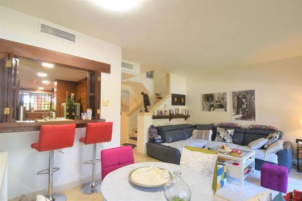 Chalet adosado en calle los Hernandez, 3 thumbnail 1