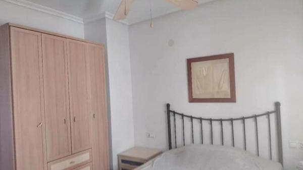 Piso en venta en Barrio El Acequión, Torrevieja
thumbnail 2