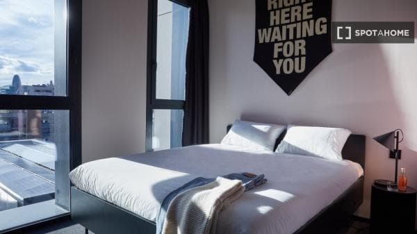 Habitación en Provençals del Poblenou, Barcelona thumbnail 1