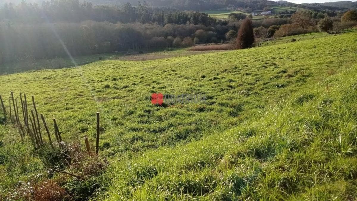 Terreno en venta en A Baña, A Coruña photo 2