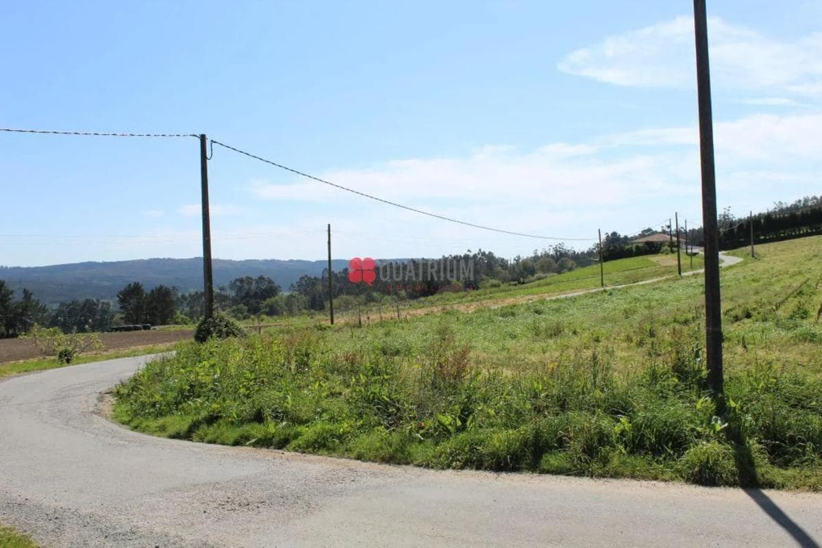 Terreno en venta en A Baña, A Coruña photo 4