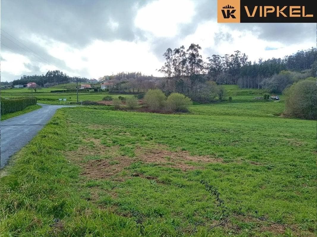 Terreno en venta en A Baña, A Coruña photo 5