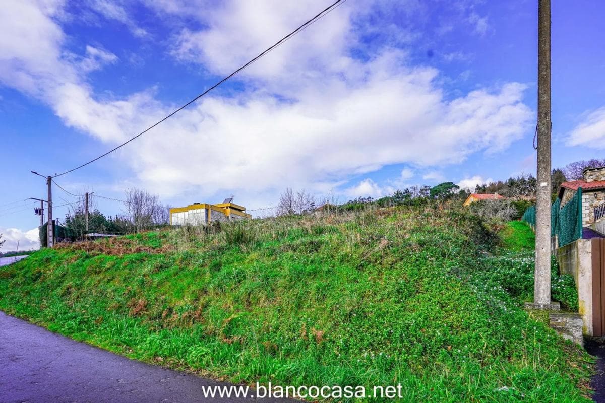 Terreno en venta en Laracha, A Coruña photo 4