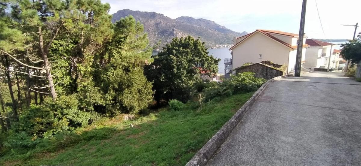 Terreno en venta en Dumbria, A Coruña photo 3