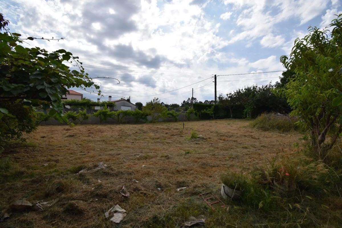Terreno en venta en Miño, A Coruña photo 4