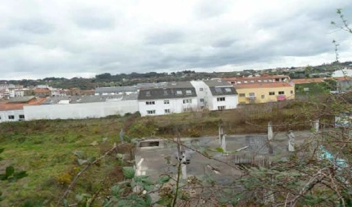Terreno en venta en Betanzos, A Coruña photo 4